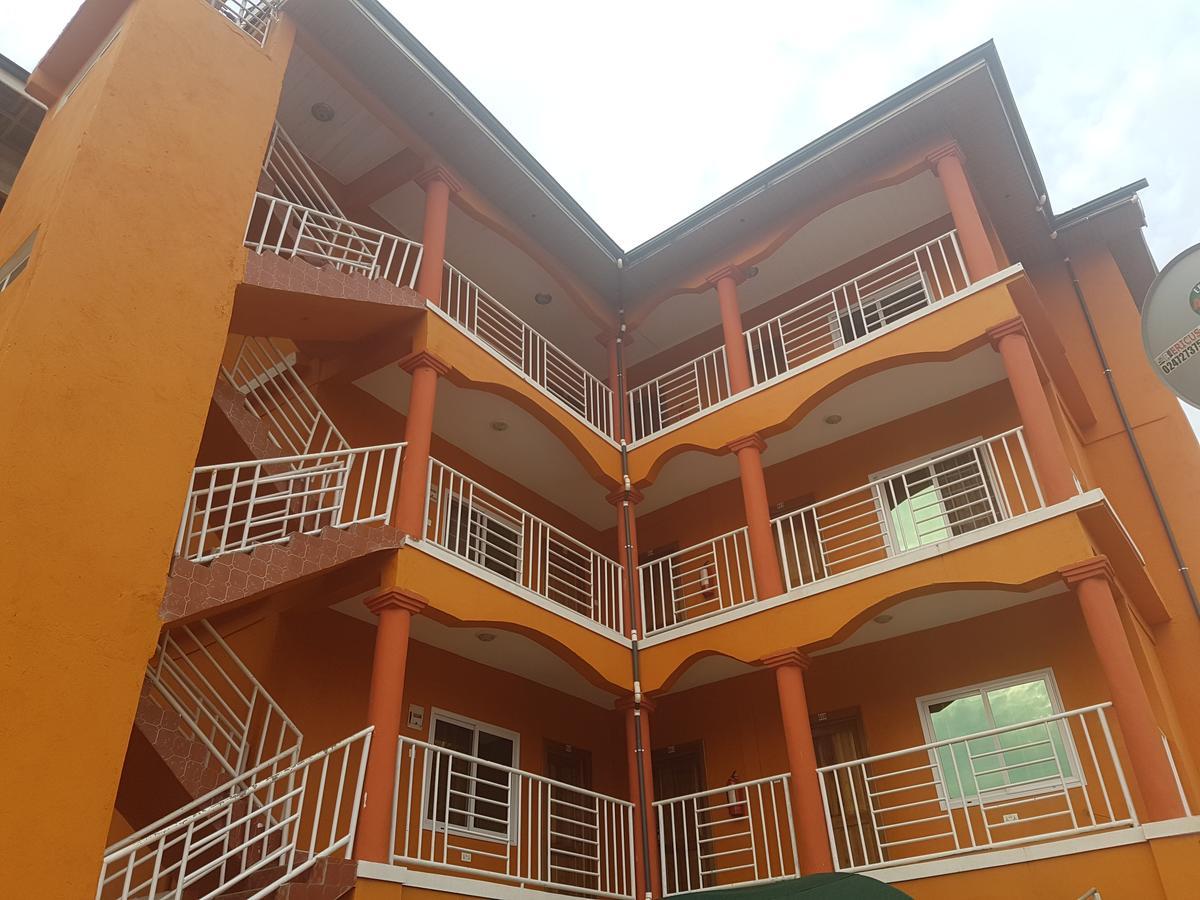 Jostev Hotel Kumasi Dış mekan fotoğraf